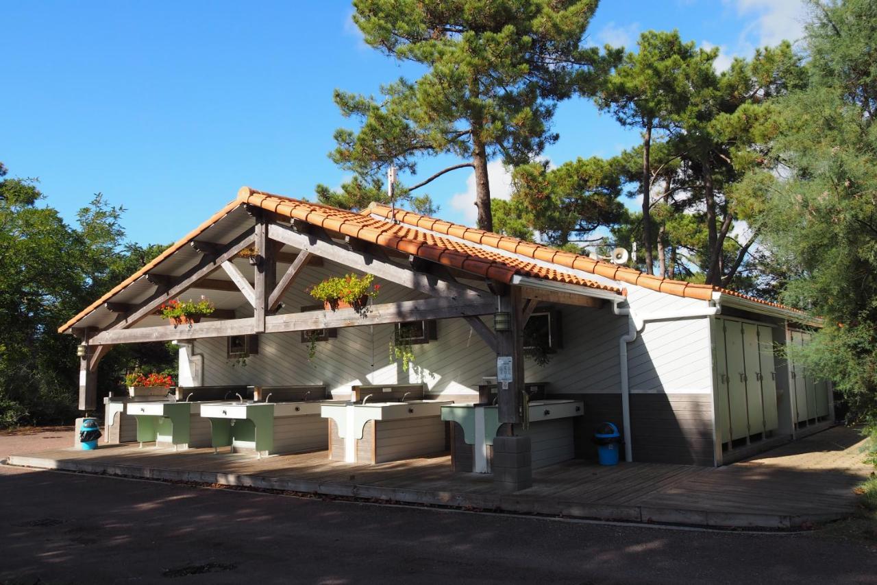Camping Le Puits De L'Auture Saint-Palais-sur-Mer Exterior foto